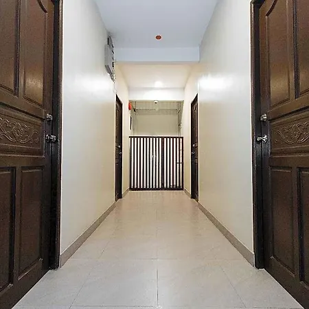 Blancafloor Room
